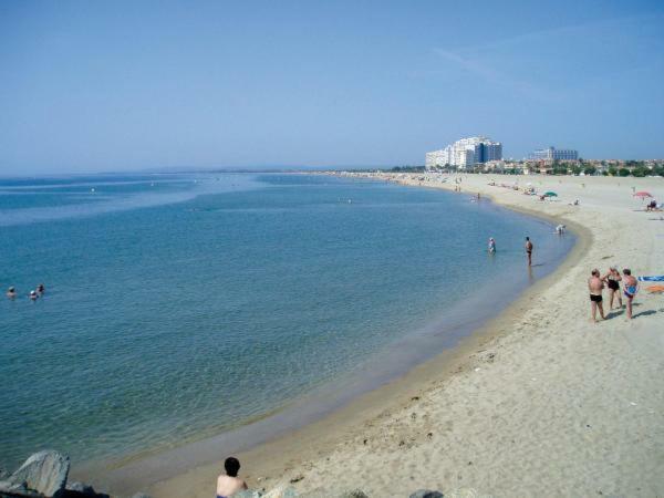 אמפוריבראבה Empuria Beach D-Luxe מראה חיצוני תמונה